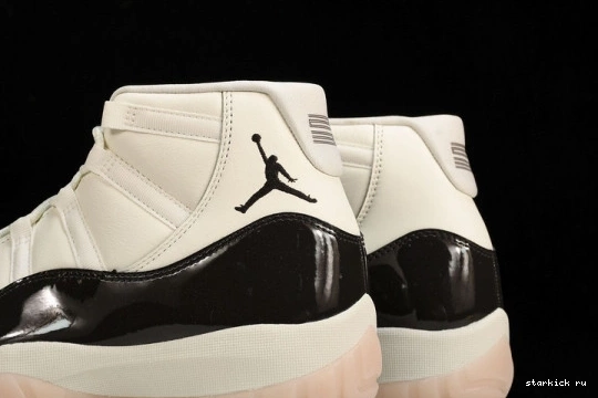 Neapolitan 11 AR0715-101 AR0715-101   Retro Jordan 0911